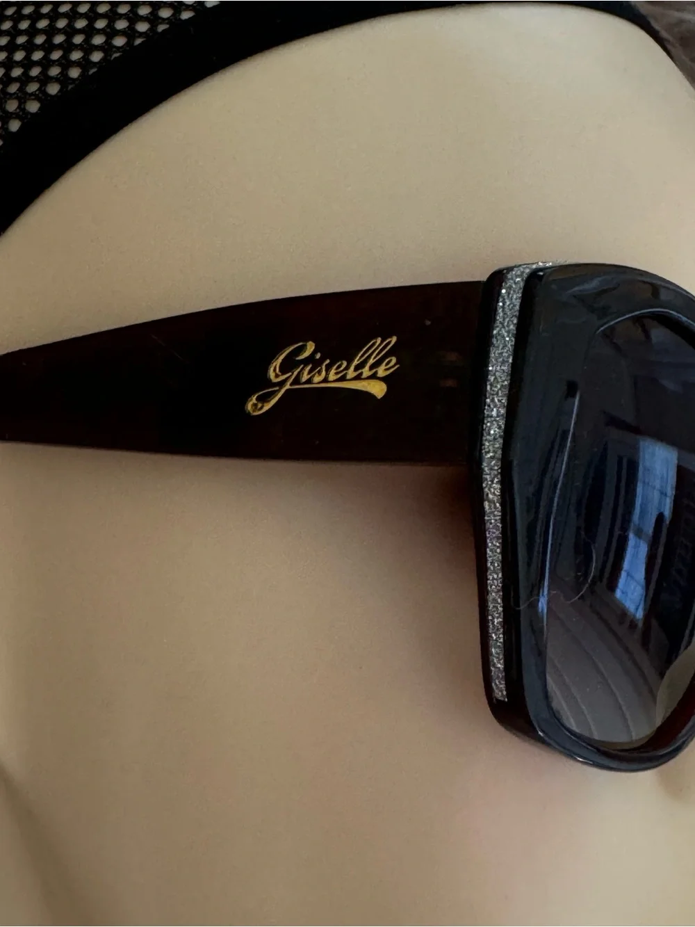 Futuristic sunglasses Giselle monogram silver glitter frame